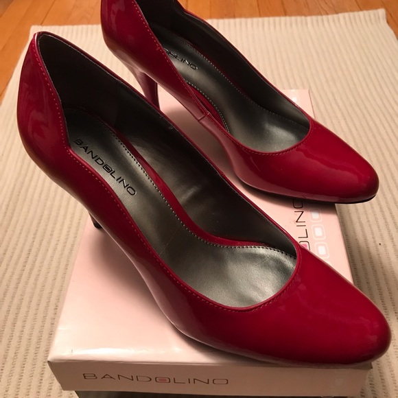 Bandolino Red Pumps - Picture 2 of 6